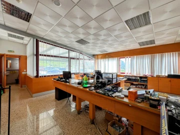 Armazém para Venda em Castelo do Neiva