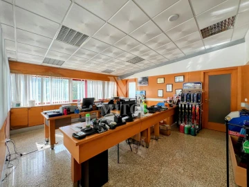 Armazém para Venda em Castelo do Neiva