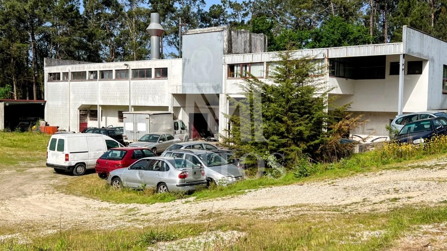 Armazém para Venda em Castelo do Neiva