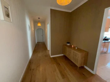 Apartamento T1 para Venda em Massamá e Monte Abraão