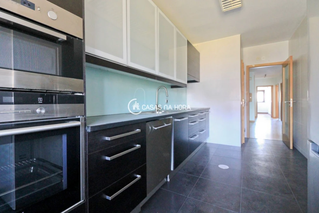 Apartamento T2 para Arrendamento em Canidelo Foto 8