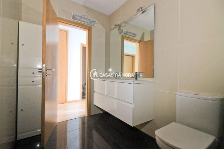 Apartamento T2 para Arrendamento em Canidelo Foto 4
