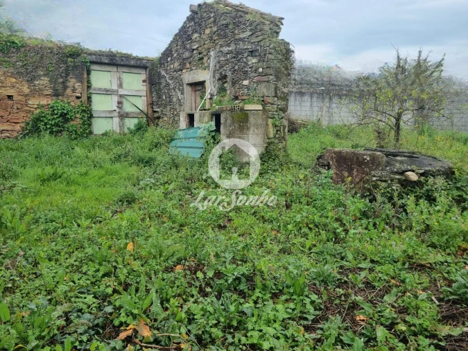 Moradia T3 para Venda em Cristelo Foto 22