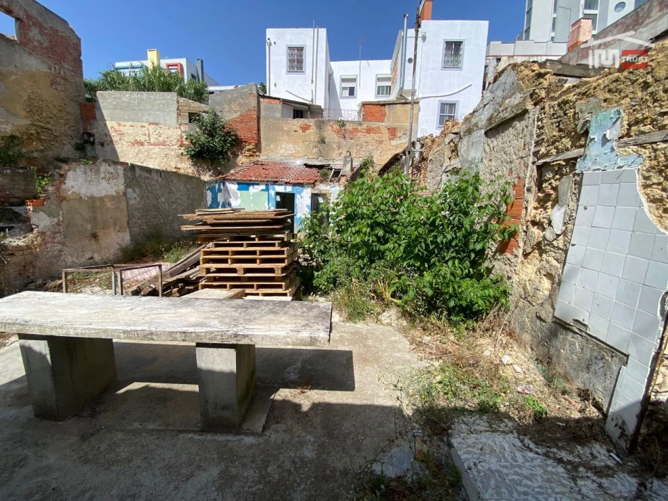 Apartamento T2 para Venda em Barreiro e Lavradio Foto 6