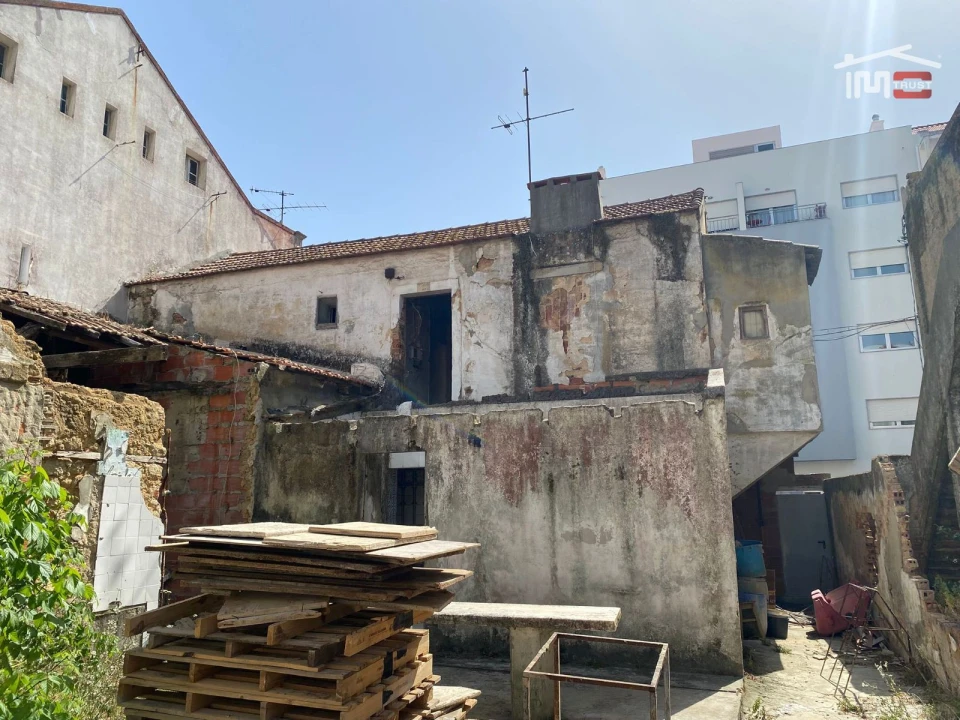 Apartamento T2 para Venda em Barreiro e Lavradio Foto 17