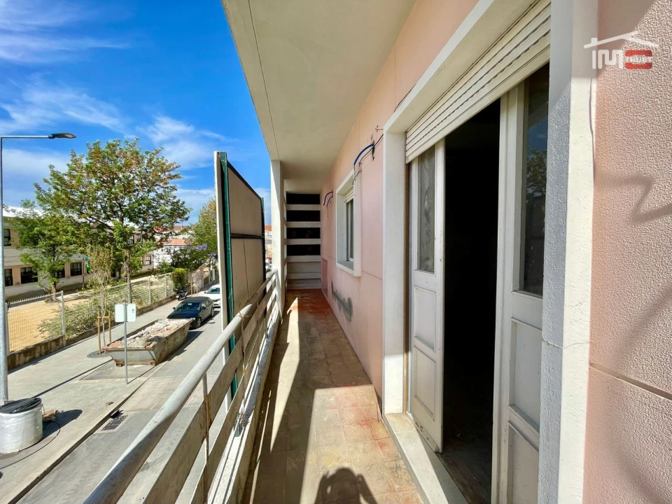 Apartamento T3 para Venda em Barreiro e Lavradio Foto 5