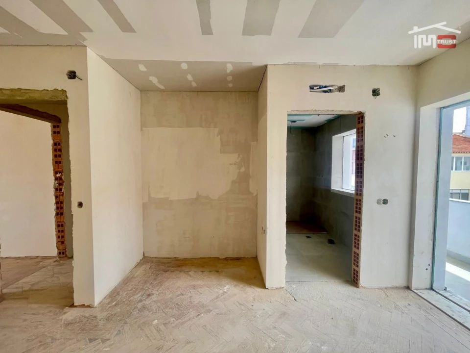 Apartamento T3 para Venda em Barreiro e Lavradio Foto 17