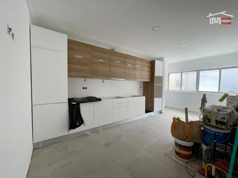 Apartamento T3 para Venda em Barreiro e Lavradio Foto 12