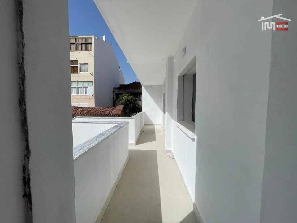 Apartamento T3 para Venda em Barreiro e Lavradio Foto 35