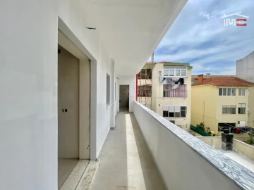 Apartamento T3 para Venda em Barreiro e Lavradio