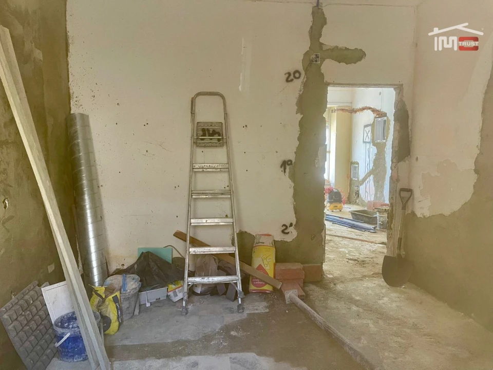 Apartamento T1 para Venda em Barreiro e Lavradio Foto 6