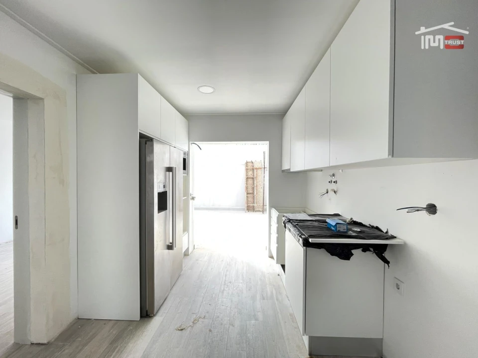Apartamento T1 para Venda em Barreiro e Lavradio Foto 34