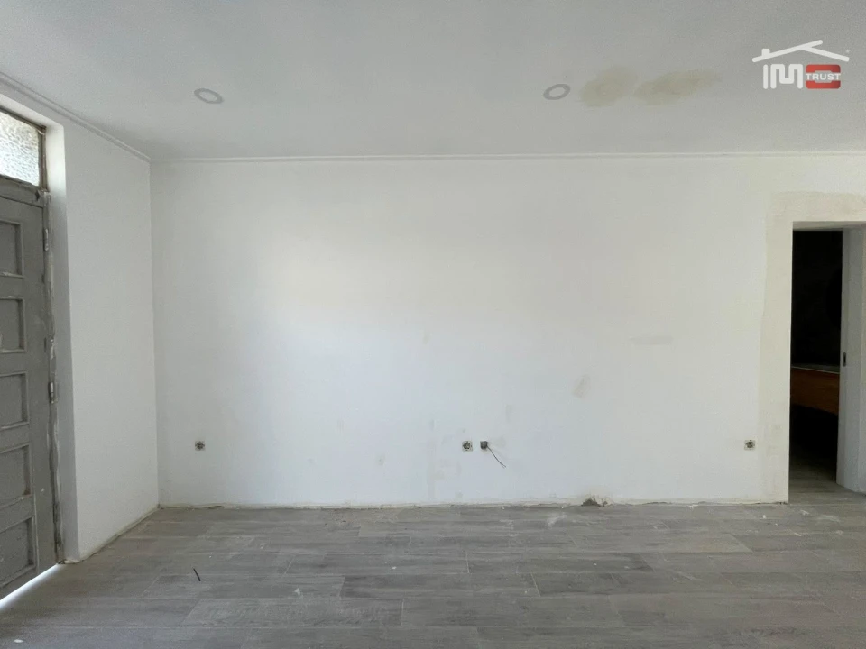 Apartamento T1 para Venda em Barreiro e Lavradio Foto 37
