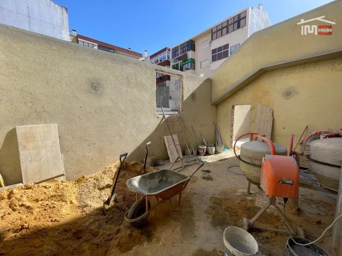 Apartamento T1 para Venda em Barreiro e Lavradio Foto 7