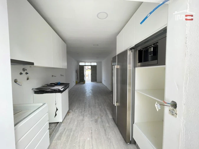 Apartamento T1 para Venda em Barreiro e Lavradio Foto 36