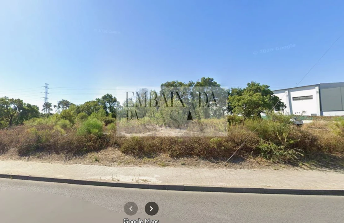 Terreno para Venda em Seixal, Arrentela e Aldeia de Paio Pires Foto 2