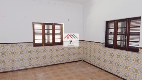 Moradia T3 para Venda em Cernache