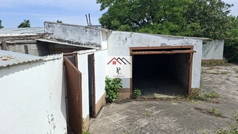 Moradia T3 para Venda em Cernache