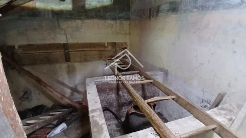 Moradia T4 para Venda em Santo Andre das Tojeiras