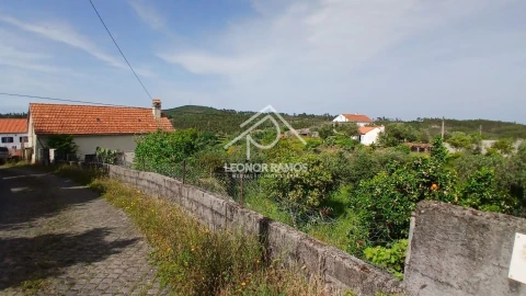 Moradia T4 para Venda em Santo Andre das Tojeiras