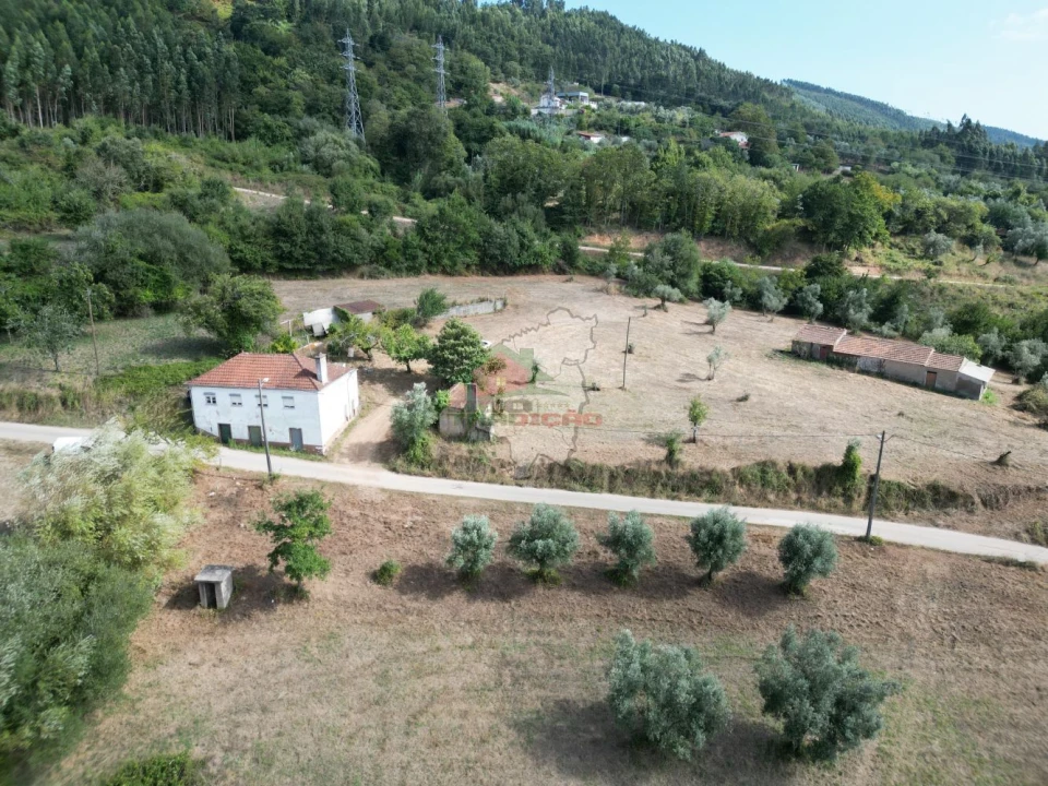 Moradia T3 para Venda em São Miguel, Santa Eufémia e Rabaçal Foto 28