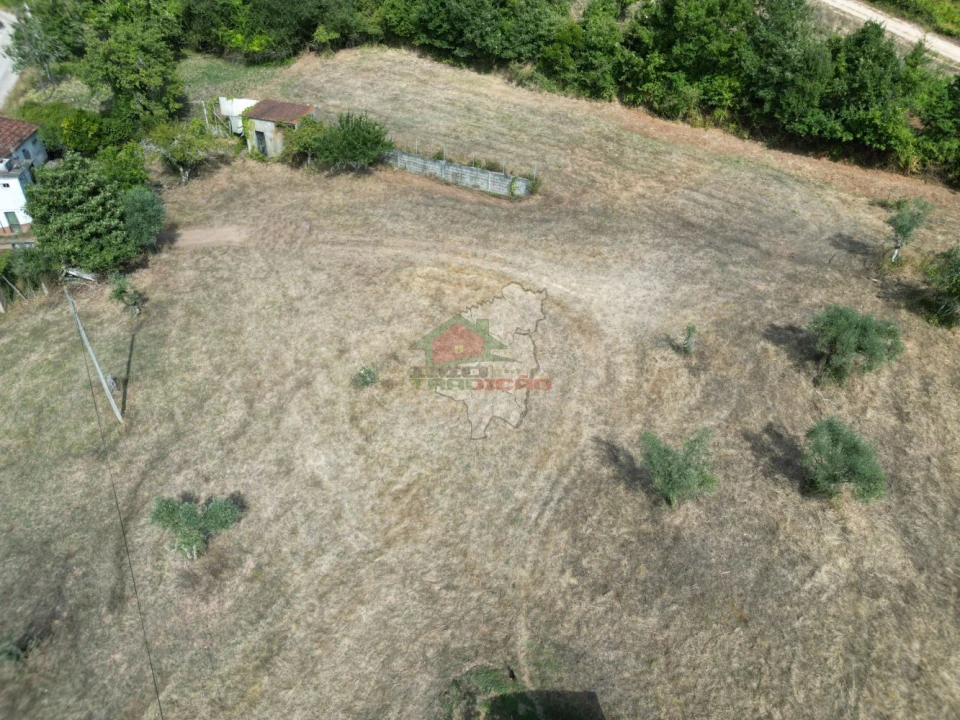 Moradia T3 para Venda em São Miguel, Santa Eufémia e Rabaçal Foto 24