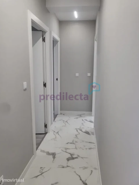 Apartamento T2 para Venda em Campanhã
