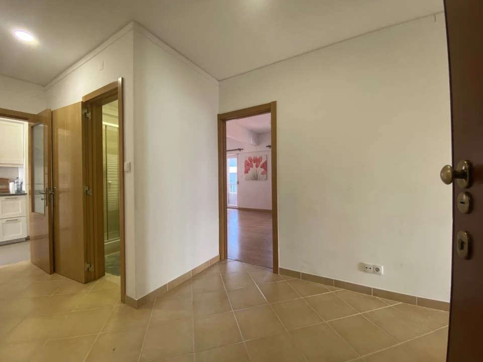Apartamento T3 para Venda em Algés, Linda-A-Velha e Cruz Quebrada-Dafundo Foto 19