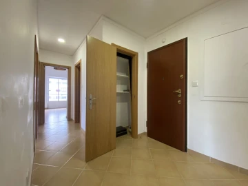 Apartamento T3 para Venda em Algés, Linda-A-Velha e Cruz Quebrada-Dafundo