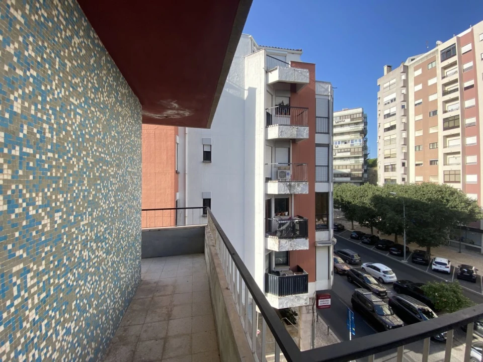 Apartamento T3 para Venda em Algés, Linda-A-Velha e Cruz Quebrada-Dafundo Foto 25