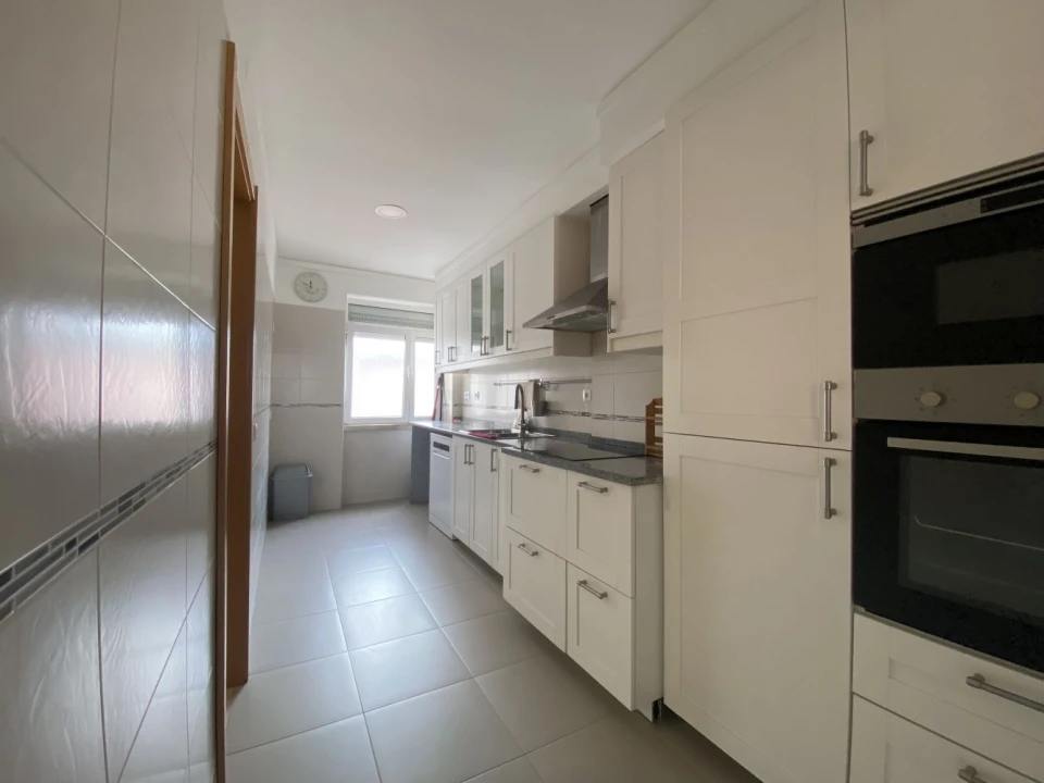 Apartamento T3 para Venda em Algés, Linda-A-Velha e Cruz Quebrada-Dafundo Foto 10