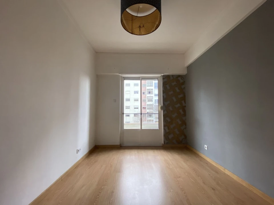 Apartamento T3 para Venda em Algés, Linda-A-Velha e Cruz Quebrada-Dafundo Foto 16