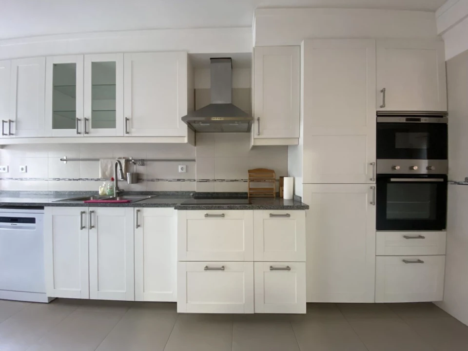 Apartamento T3 para Venda em Algés, Linda-A-Velha e Cruz Quebrada-Dafundo Foto 9