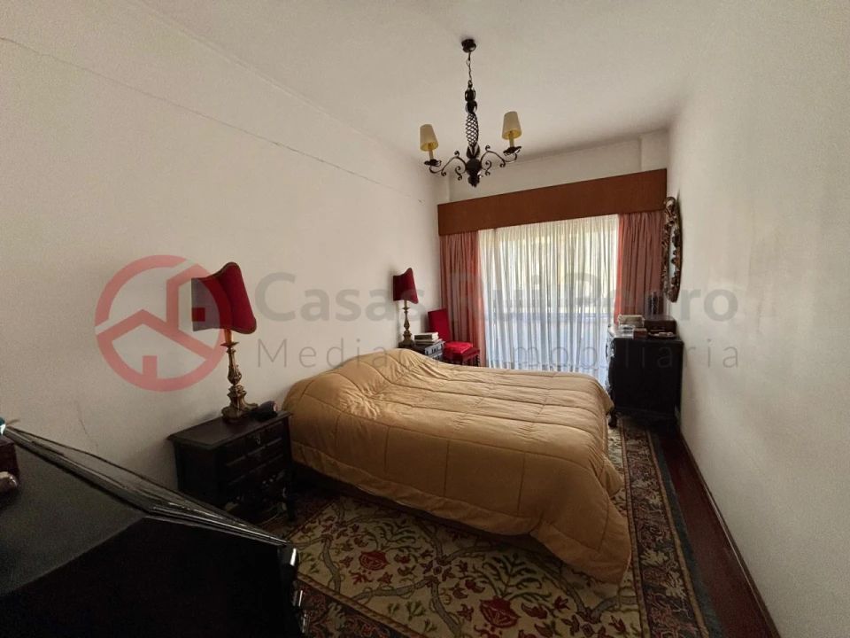 Apartamento T6 para Venda em Almada, Cova da Piedade, Pragal e Cacilhas Foto 15