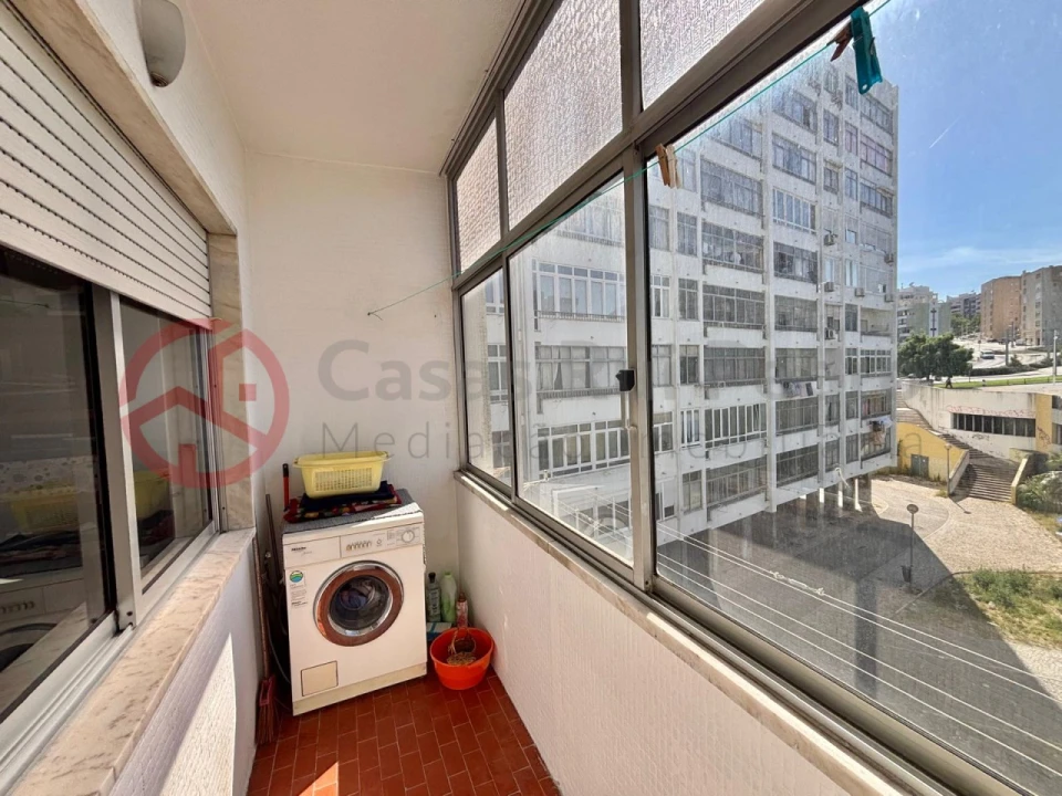 Apartamento T6 para Venda em Almada, Cova da Piedade, Pragal e Cacilhas Foto 27