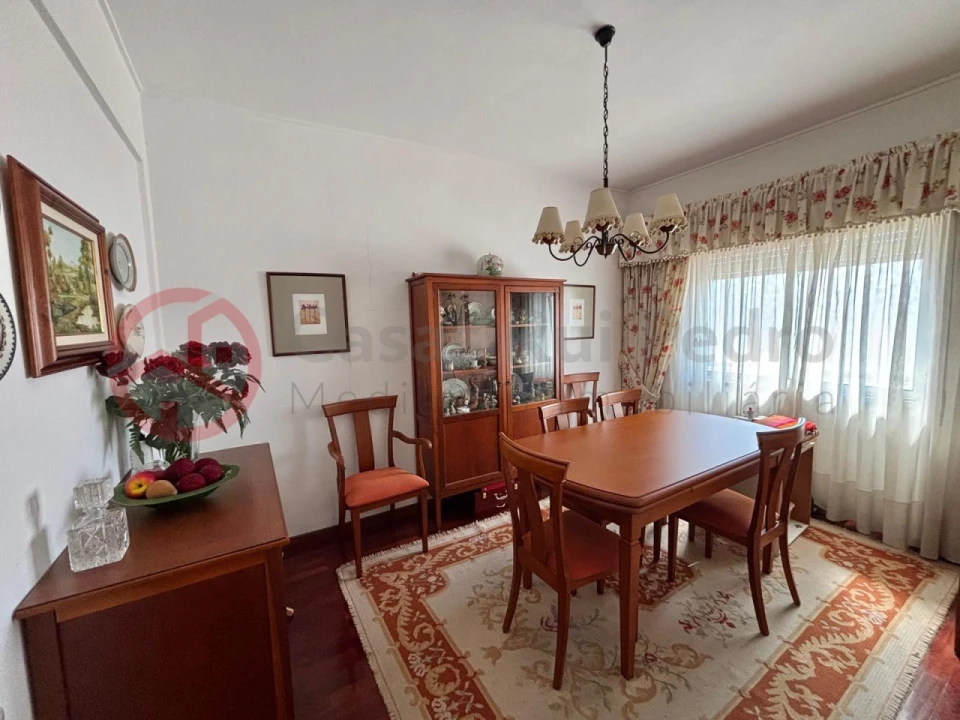 Apartamento T6 para Venda em Almada, Cova da Piedade, Pragal e Cacilhas Foto 28