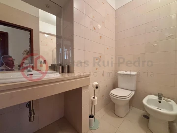 Apartamento T6 para Venda em Almada, Cova da Piedade, Pragal e Cacilhas