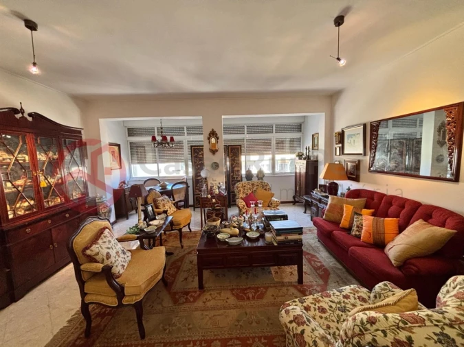 Apartamento T6 para Venda em Almada, Cova da Piedade, Pragal e Cacilhas Foto 3