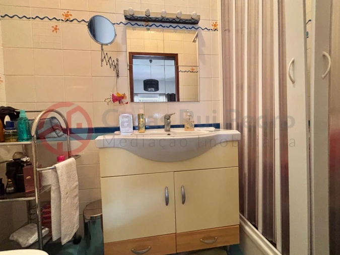Apartamento T6 para Venda em Almada, Cova da Piedade, Pragal e Cacilhas Foto 18