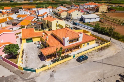 Moradia T5 para Venda em Atouguia da Baleia
