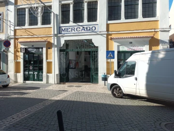 Moradia T2 para Venda em Alhandra, São João dos Montes e Calhandriz