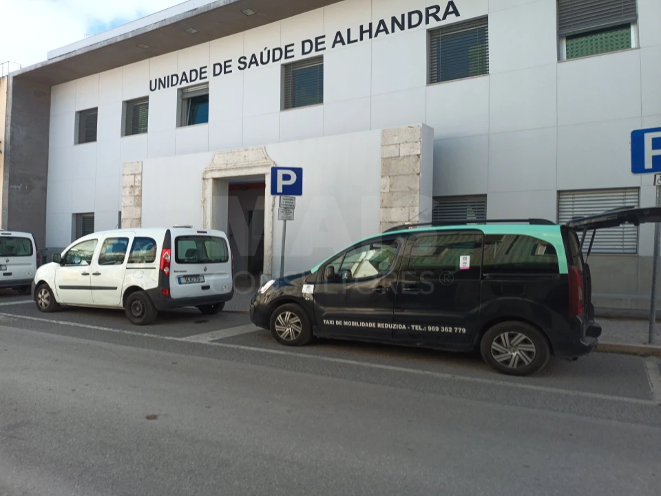 Moradia T2 para Venda em Alhandra, São João dos Montes e Calhandriz Foto 3