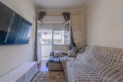 Apartamento T2 para Venda em Póvoa de Santo Adrião e Olival Basto