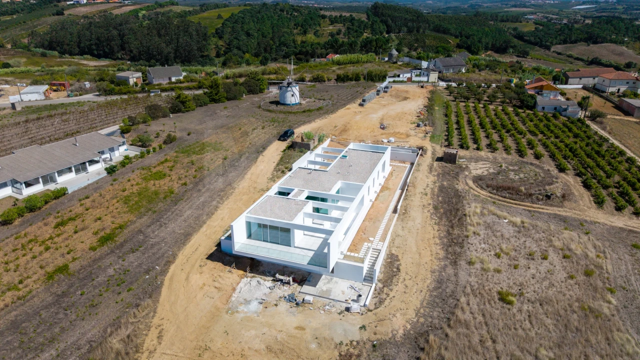 Moradia T4 para Venda em Carvalhal Foto 3