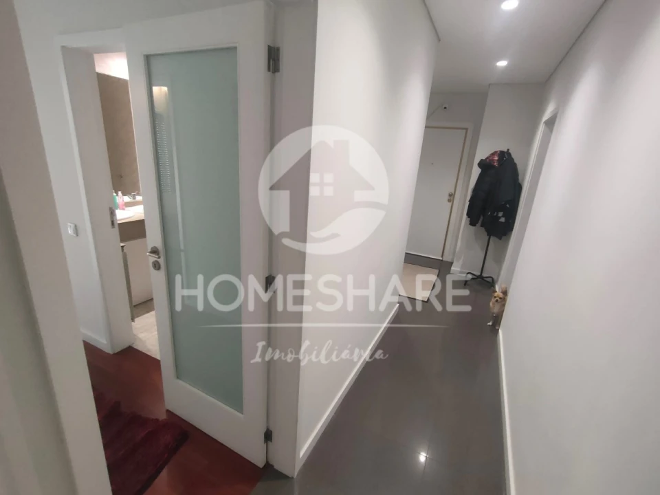 Apartamento T2 para Venda em Campo e Sobrado Foto 10