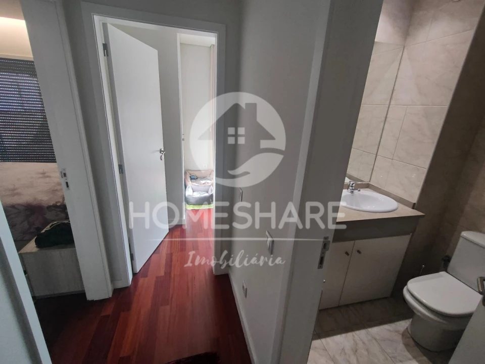 Apartamento T2 para Venda em Campo e Sobrado Foto 12