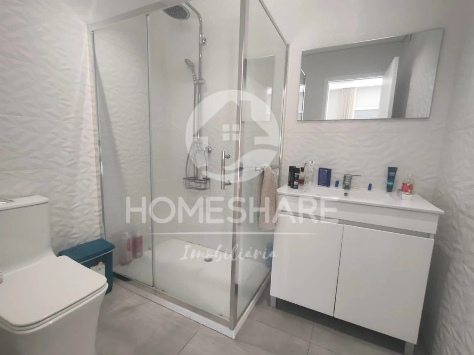 Apartamento T2 para Venda em Campo e Sobrado Foto 20
