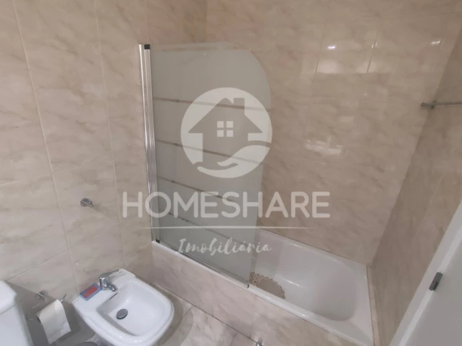 Apartamento T2 para Venda em Campo e Sobrado Foto 21