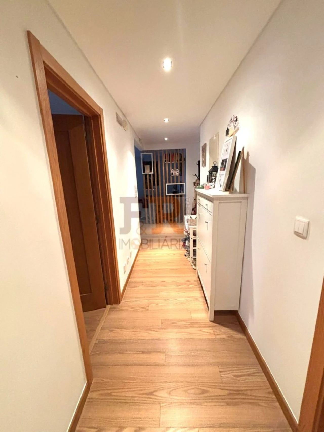 Apartamento T2 para Venda em Águas Livres Foto 9