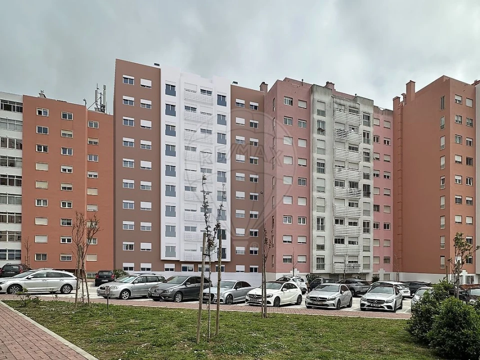Apartamento T2 para Venda em Cacém e São Marcos Foto 4